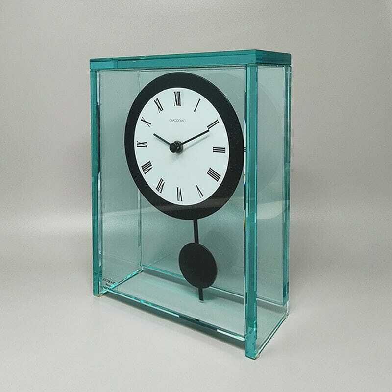 1970s Astonishing Pendulum Clock By Omodomo In Crystal. Made In Italy photo Home Decor
