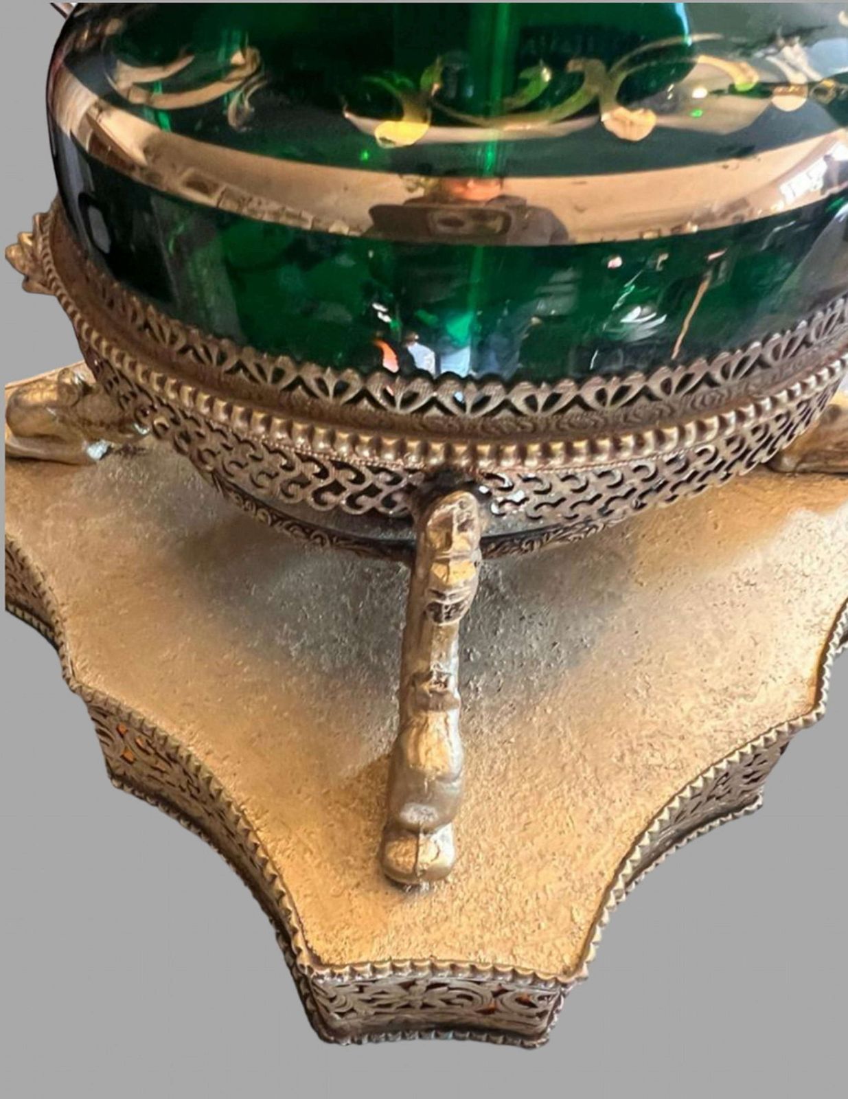 A Pair Of Bohemian Green Glass Claret Jug Lamps photo vinterior