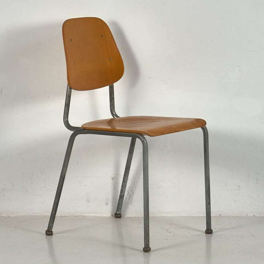Vintage Industrial Chairs (C.1950). Set Of 4 Pieces photo vinterior