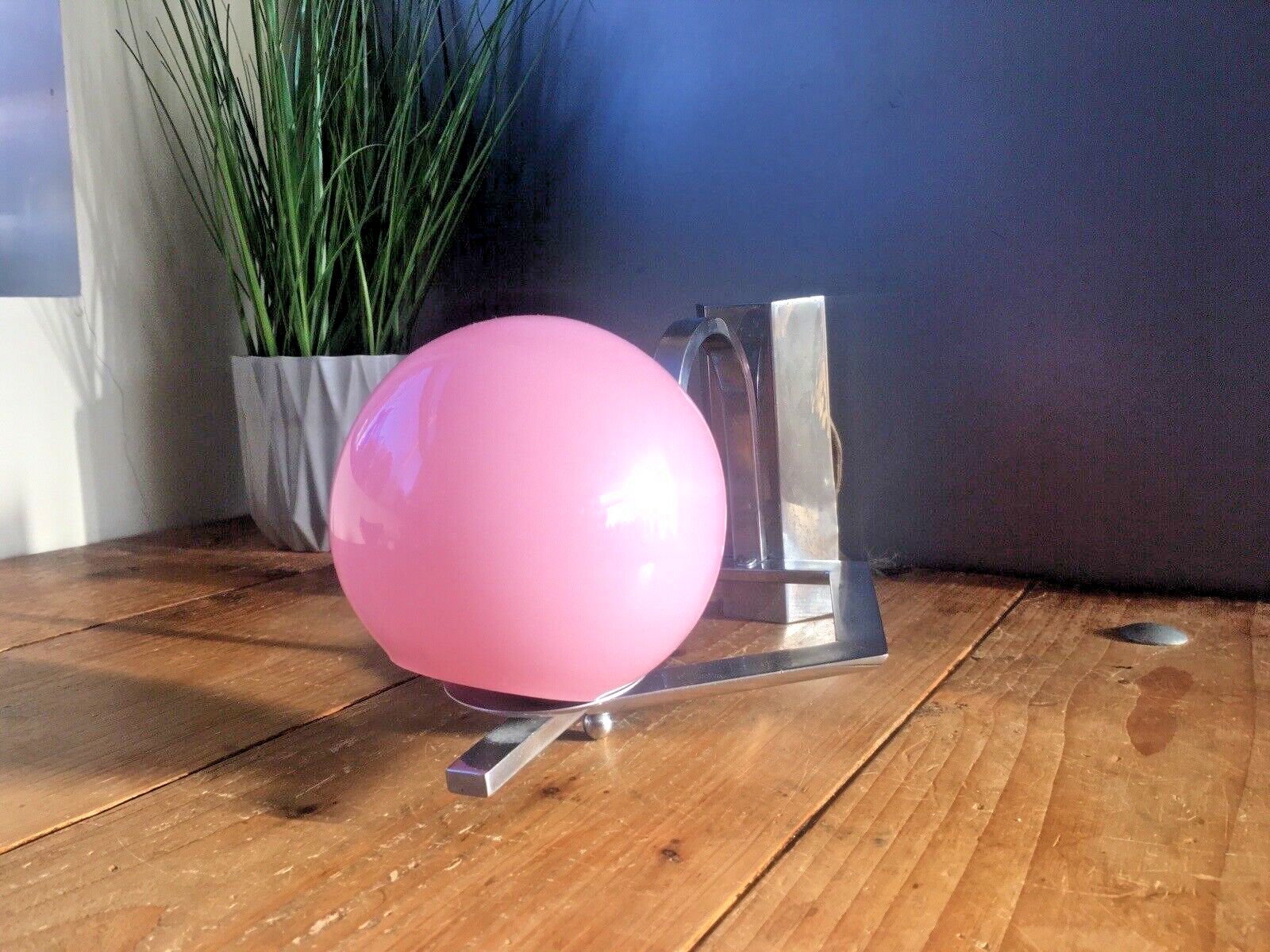 French Art Deco 30's Geometric Chrome Wall Light & Pink Glass Sphere Globe Shade photo 195.0