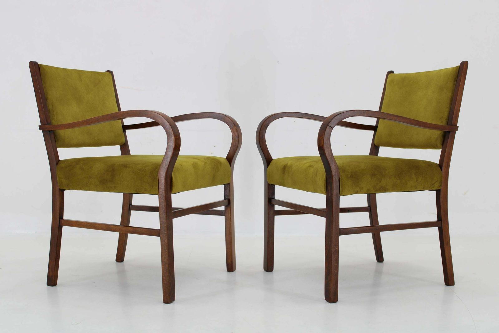 1940s Pair Of Restored Beech Art Deco Armchairs Czechoslovakia