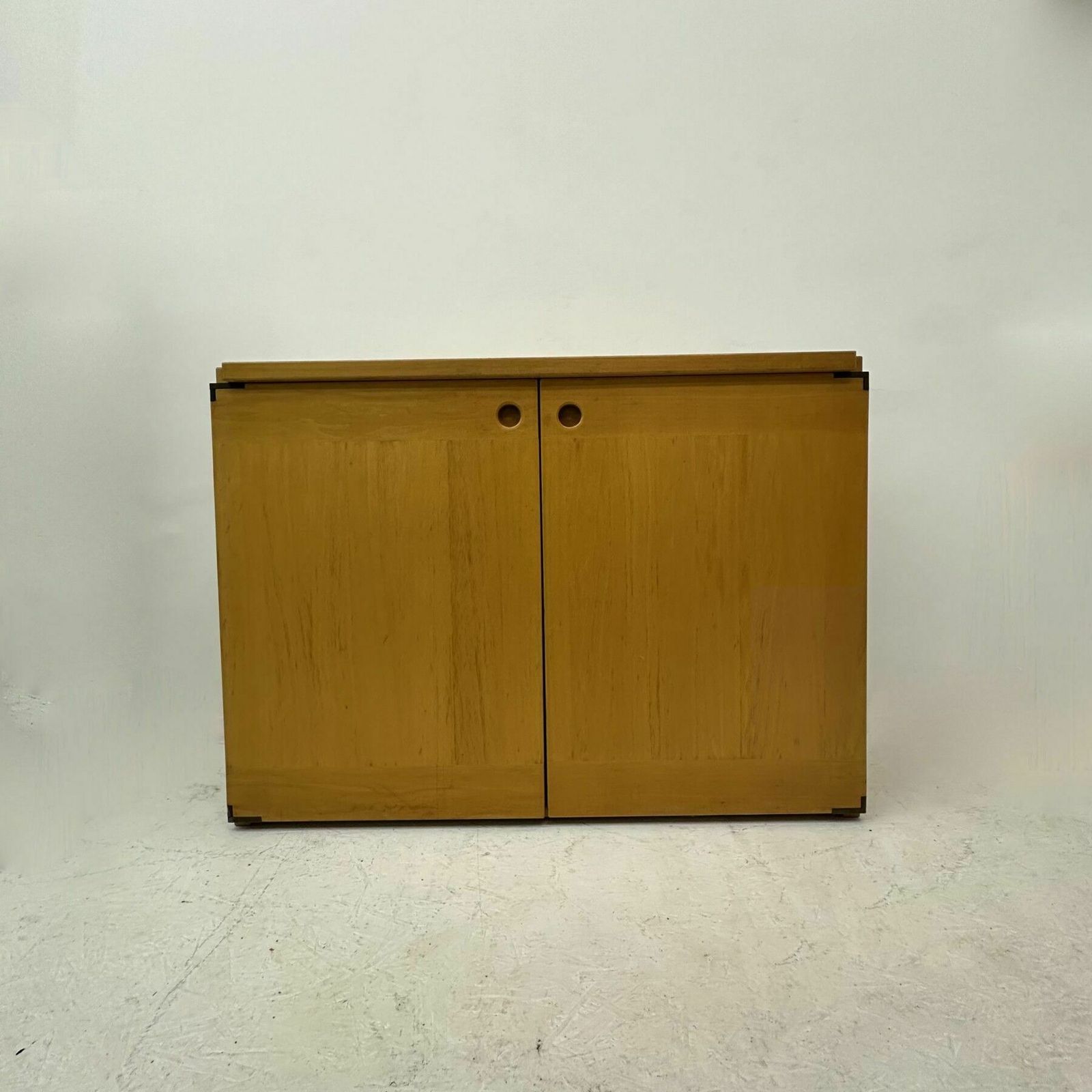 Mid Century Design Ibisco Cabinet , 1970’s Italy photo furniture