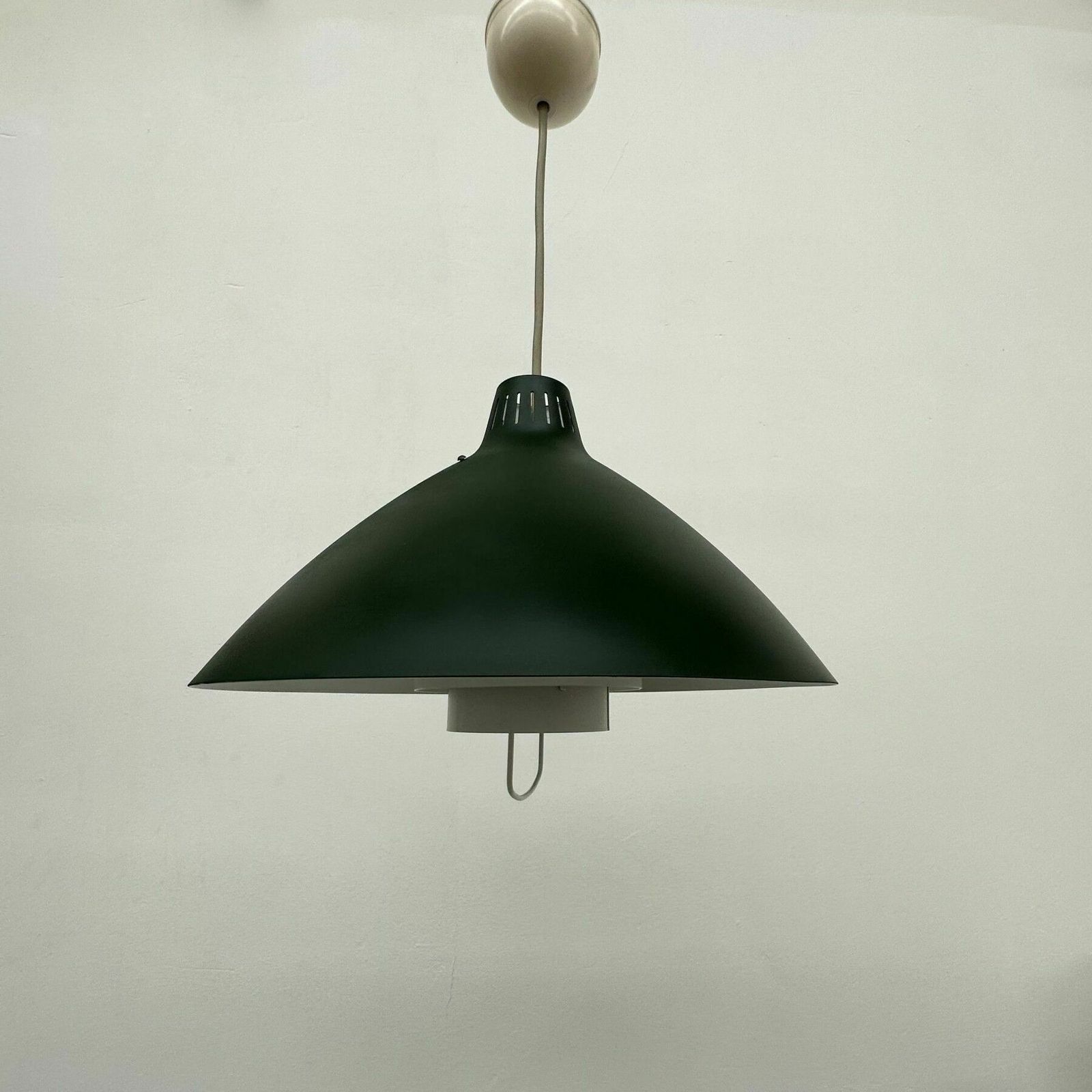Mid Century Design Hanglamp In Groen, Jaren 1960 photo for sale