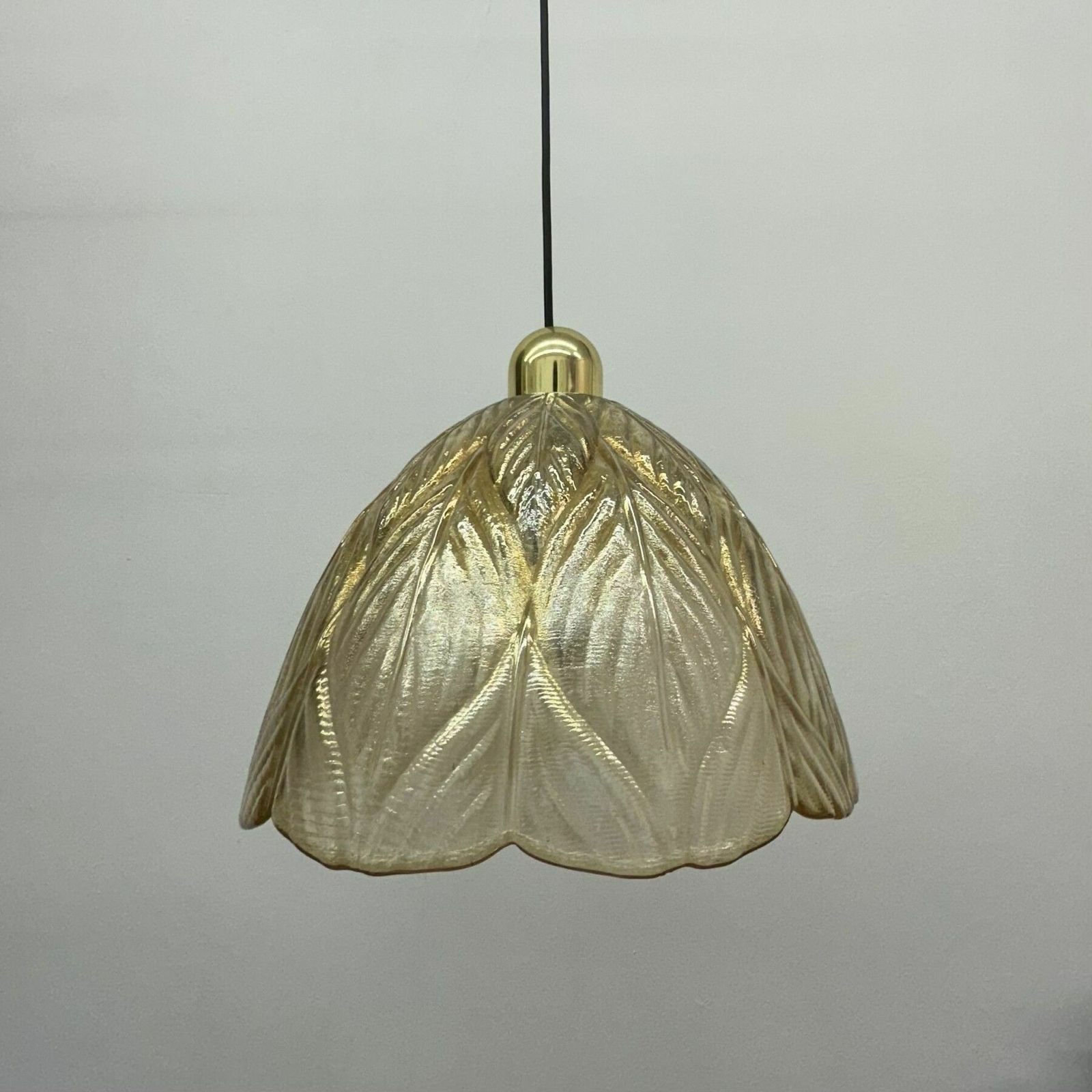 photo for sale Peil & Putzer Glazen Bladlamp, Jaren 1970