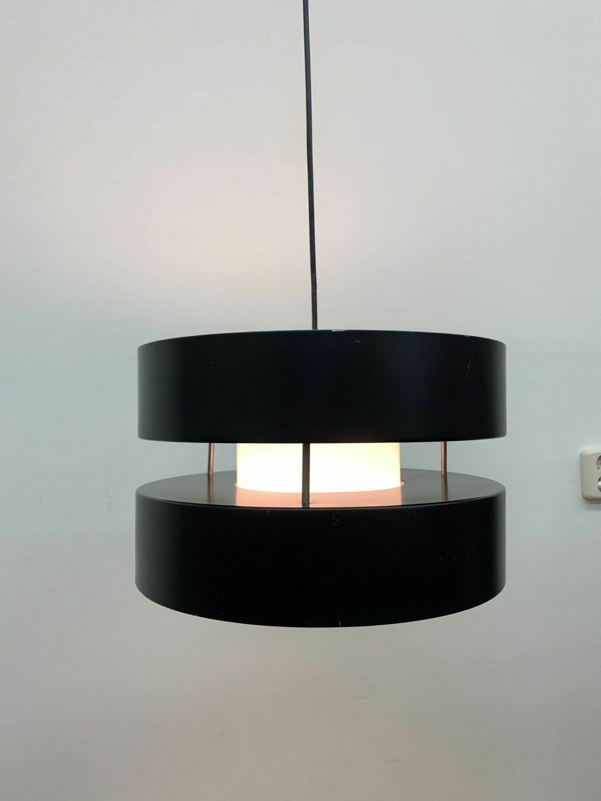 photo for sale Zeldzame Hagoort 259 Minimalistische Design Hanglamp, Ca. Jaren 1960