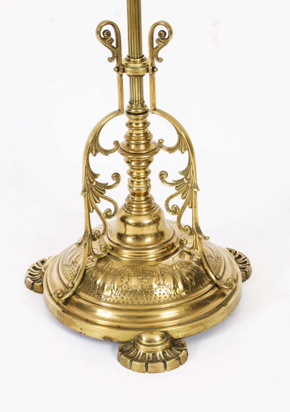 Victorian Brass Standard Lamp  19th C photo Lighting