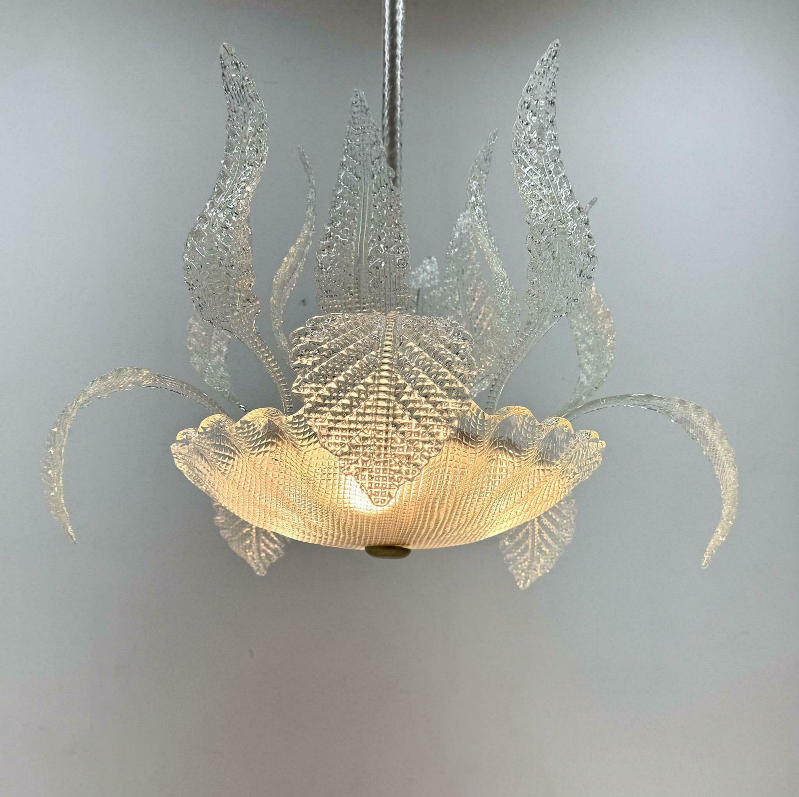 photo furniture 1950's Barovier & Toso Murano Glass And Brass Chandelier