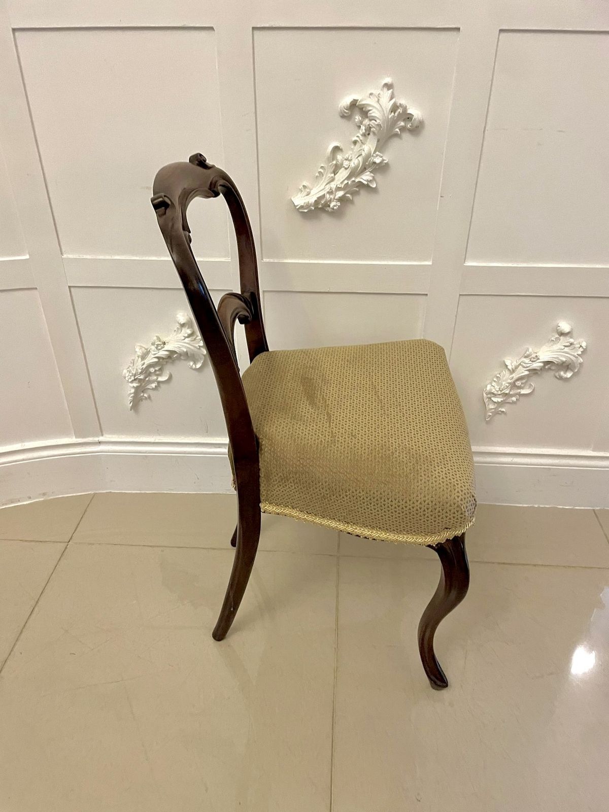 3250.0 Set Of 6 Antique 19th Century Quality Rosewood Dining Chairs photo