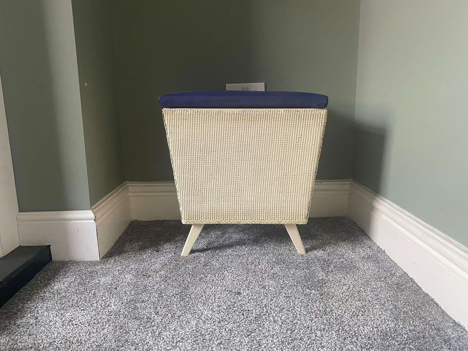 Lloyd Loom Style Linen Basket Ottoman Storagetrunk Wash Basket photo vintage