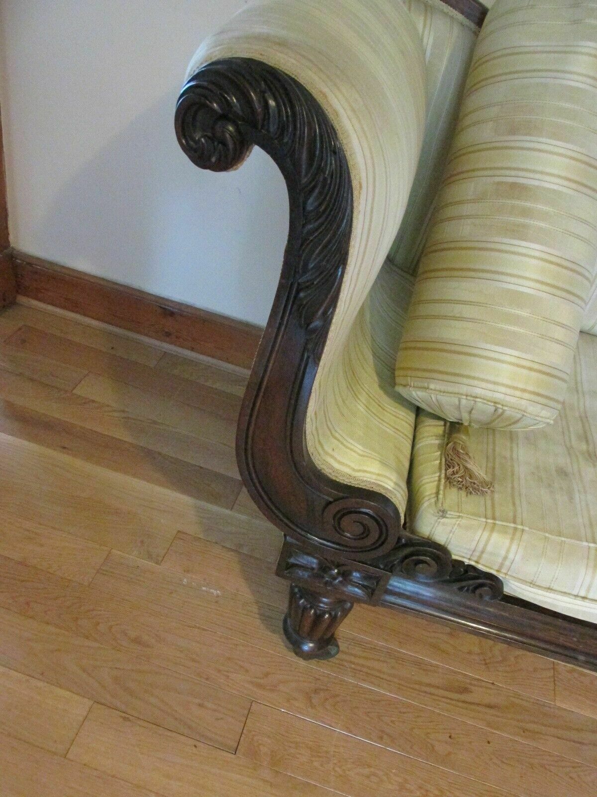 Victorian Rosewood Chaise Longue photo furniture