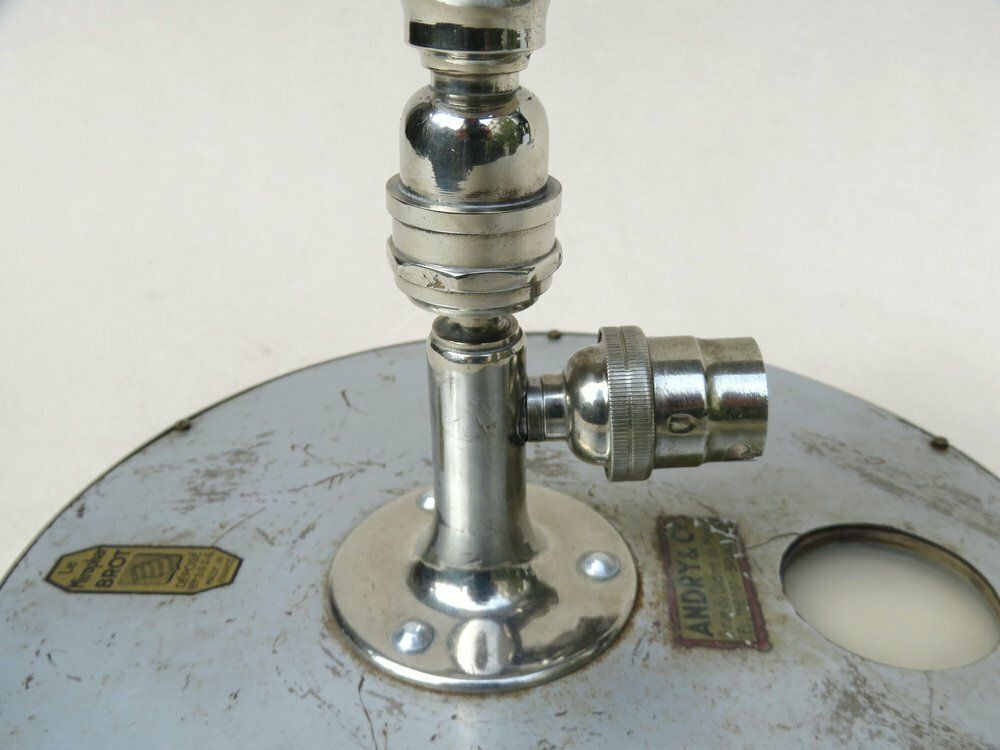 photo vintage Wall Mirror In Nickel Plated From Le Mirophar Brot Déposé With Normal View, Art Deco, France