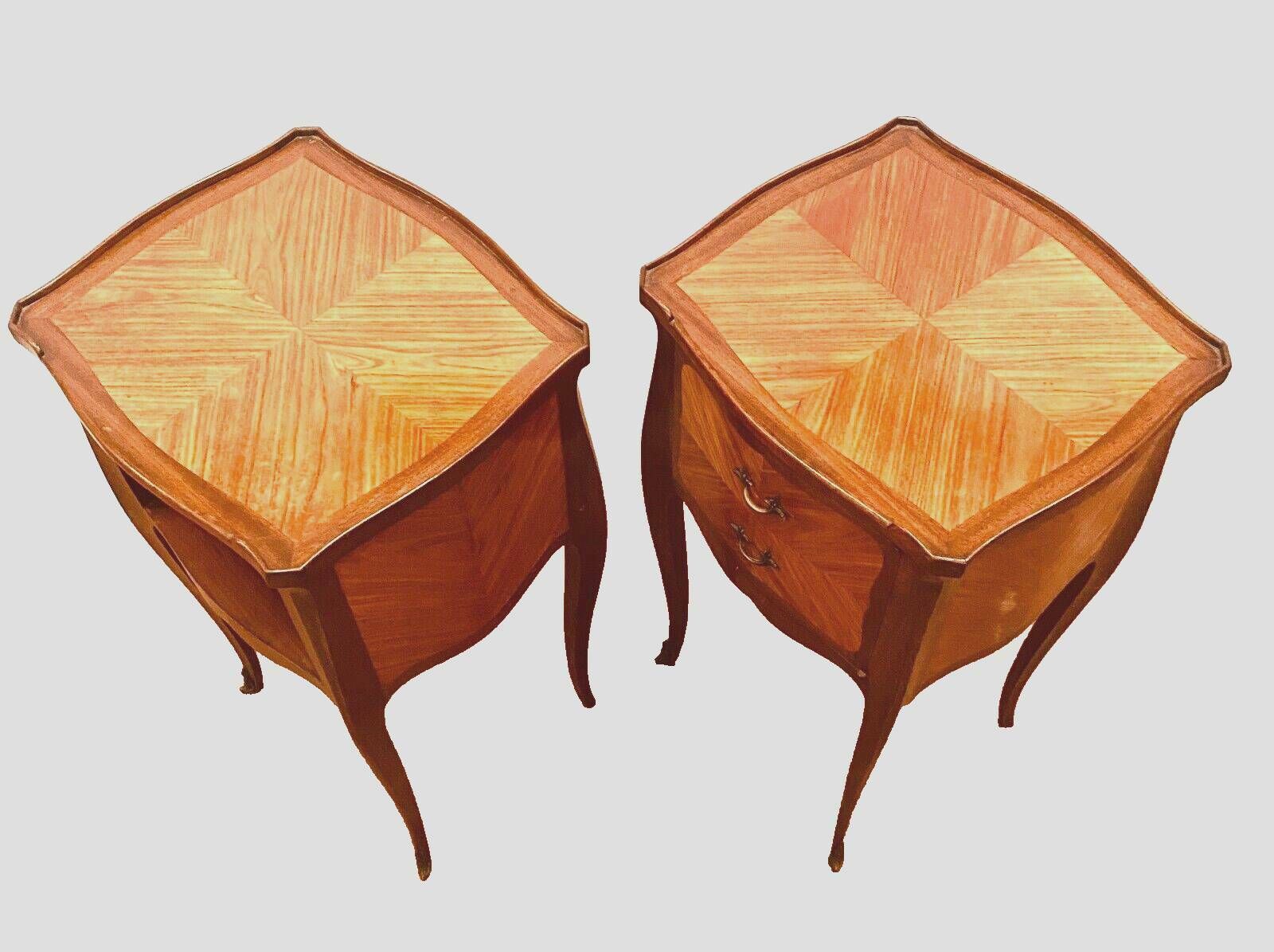 Suite Of Two Louis XV Style Bedside Tables In Mahogany And Rosewood 20th Century photo for sale
