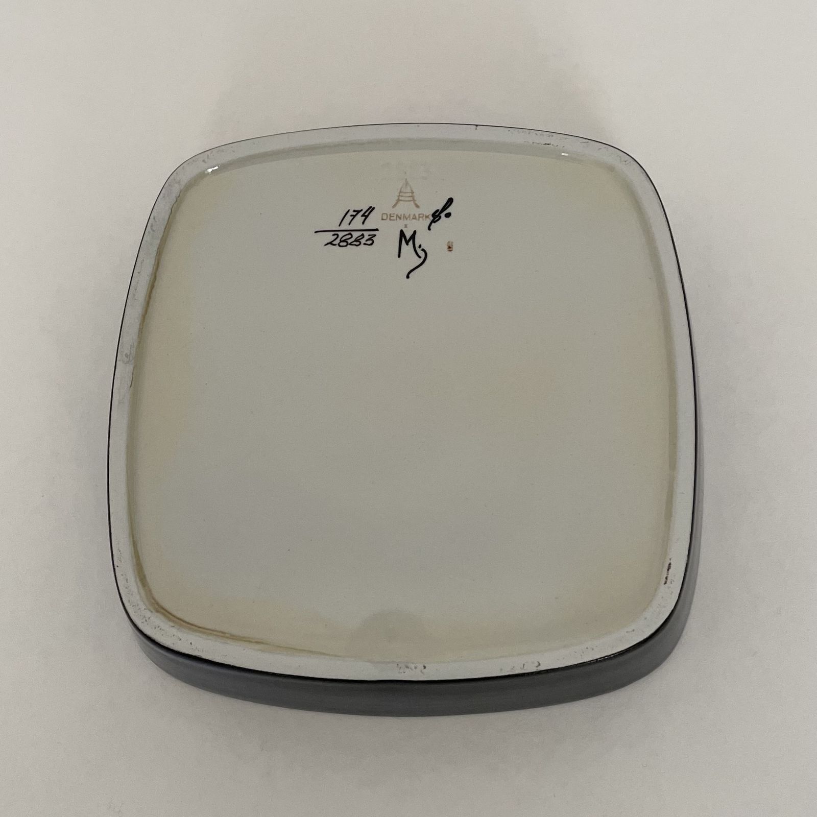 Tenera Range Trinket Dish By Nils Thorsson & Marianne Johnson For Aluminia / Royal Copenhagen Circa 60s photo furniture