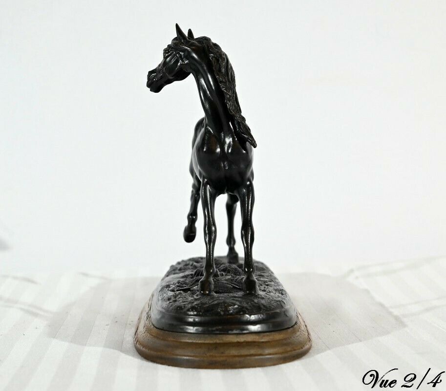 photo vinterior Horse In Regulates On Wooden Base – Early 20th Century