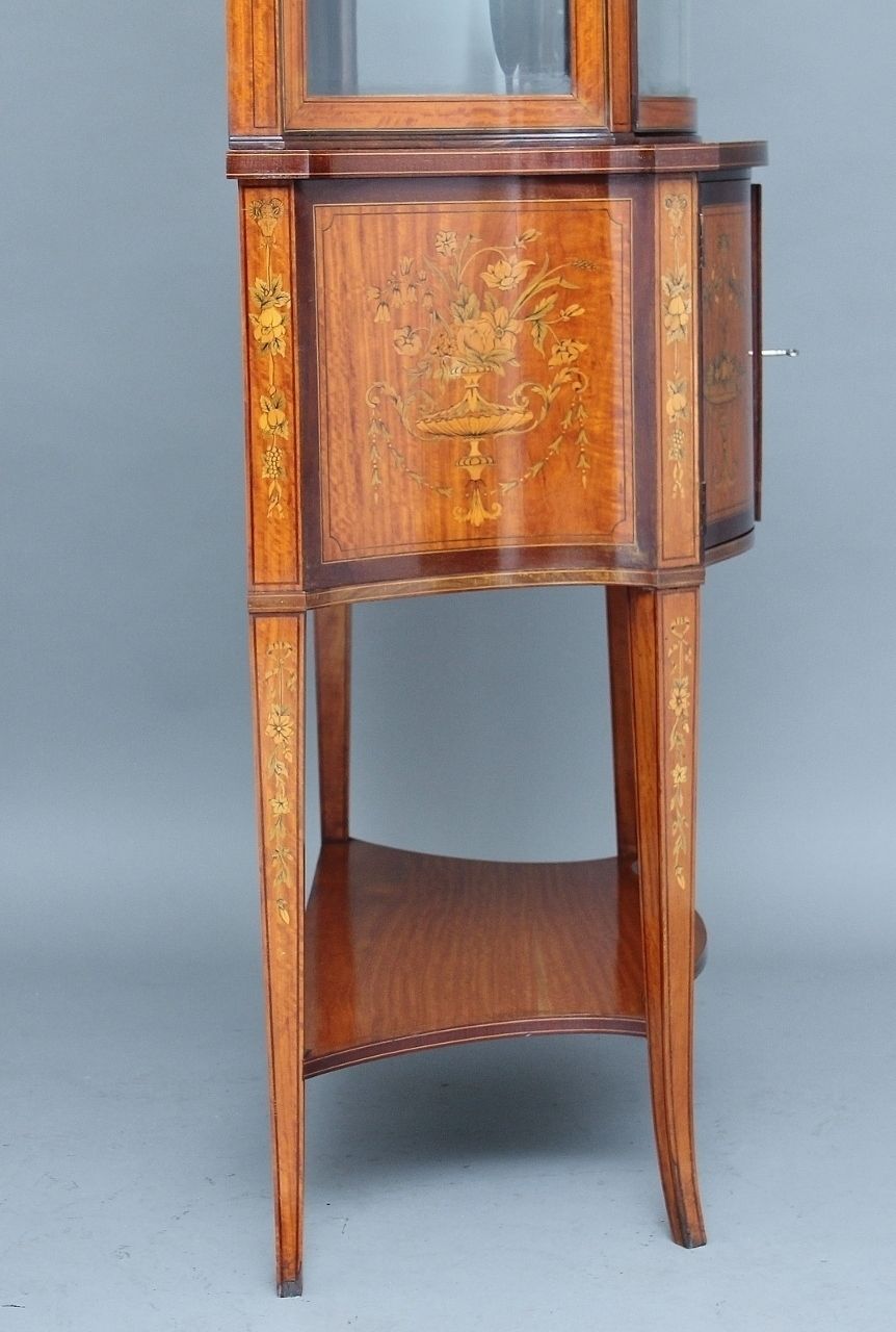 19th Century Satinwood Inlaid Display Cabinet photo vinterior