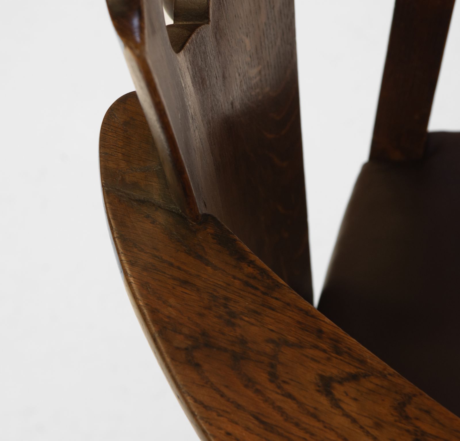 photo furniture Glasgow School Oak Armchair George Walton Style 'Abingwood' Liberty & Co