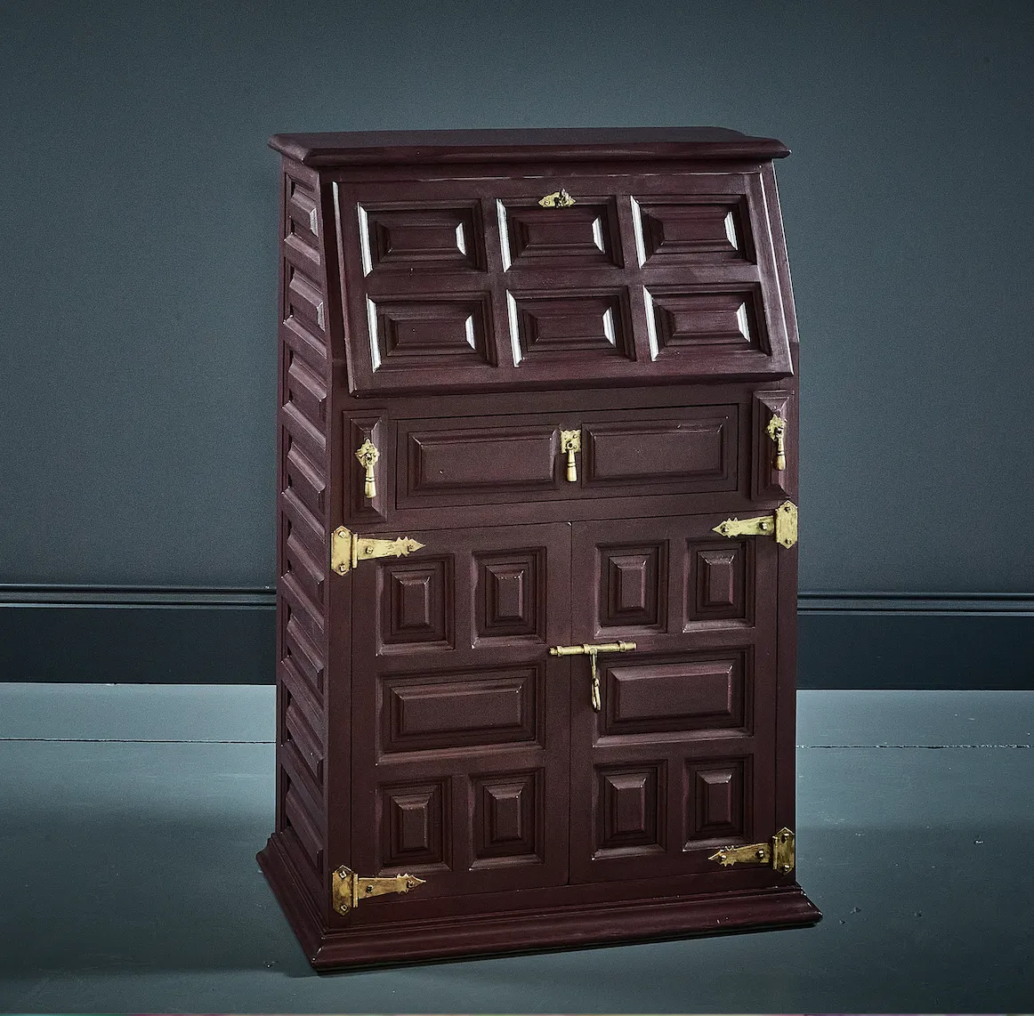 Burgundy 'Younger Toledo' Style Cocktail Cabinet photo furniture