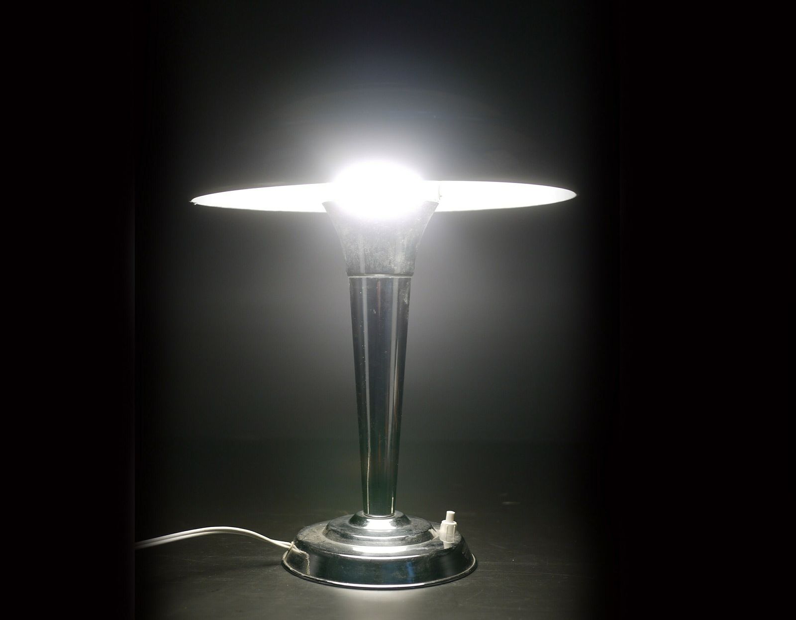French Art Deco Chrome Mushroom Lamp photo 830.0