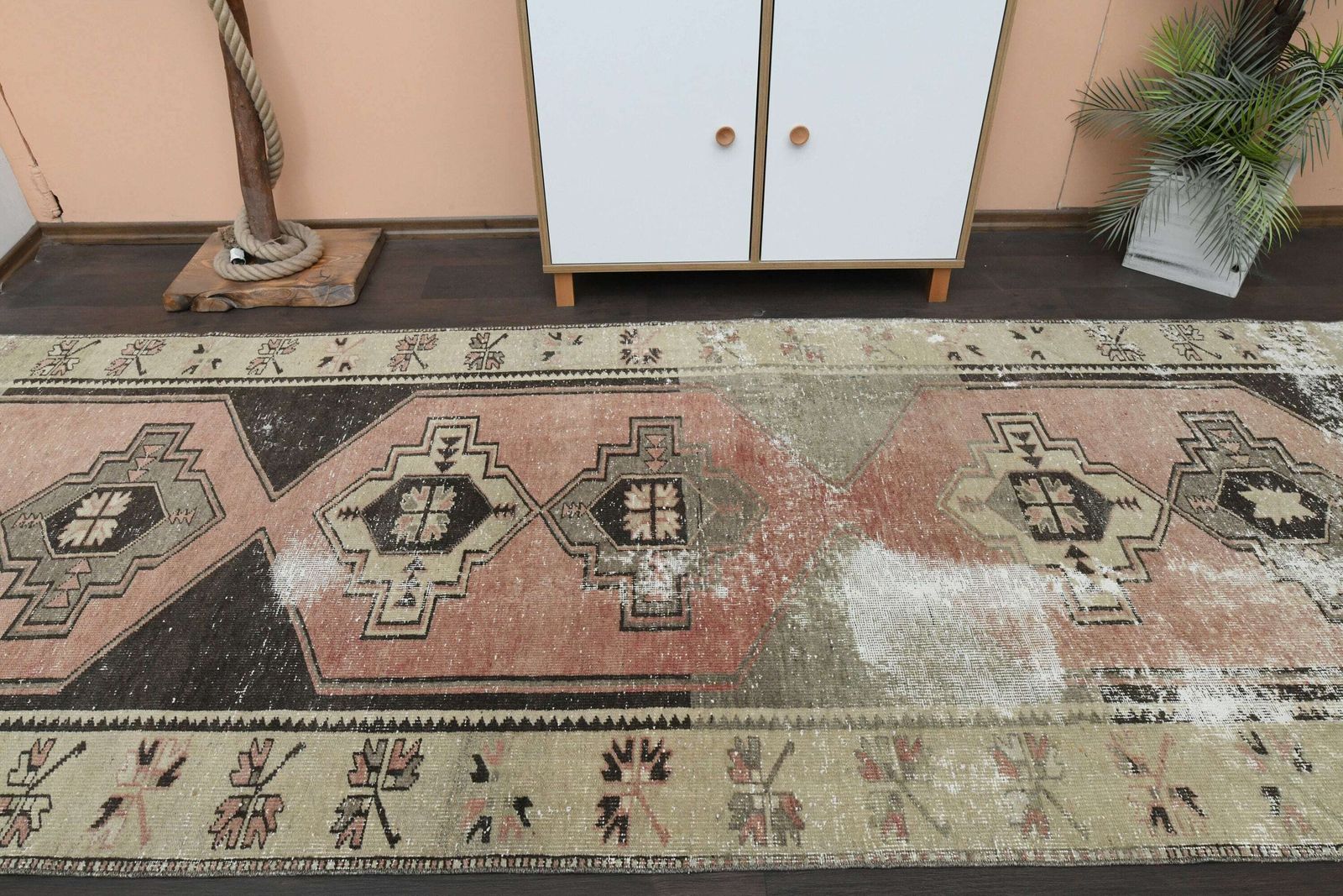 Distressed Pink Beige Vintage Rug, Handmade Turkish Rug, Kitchen Hallway Rug, Oushak Wool Rug, Home Decor, Runner Rug, photo vinterior