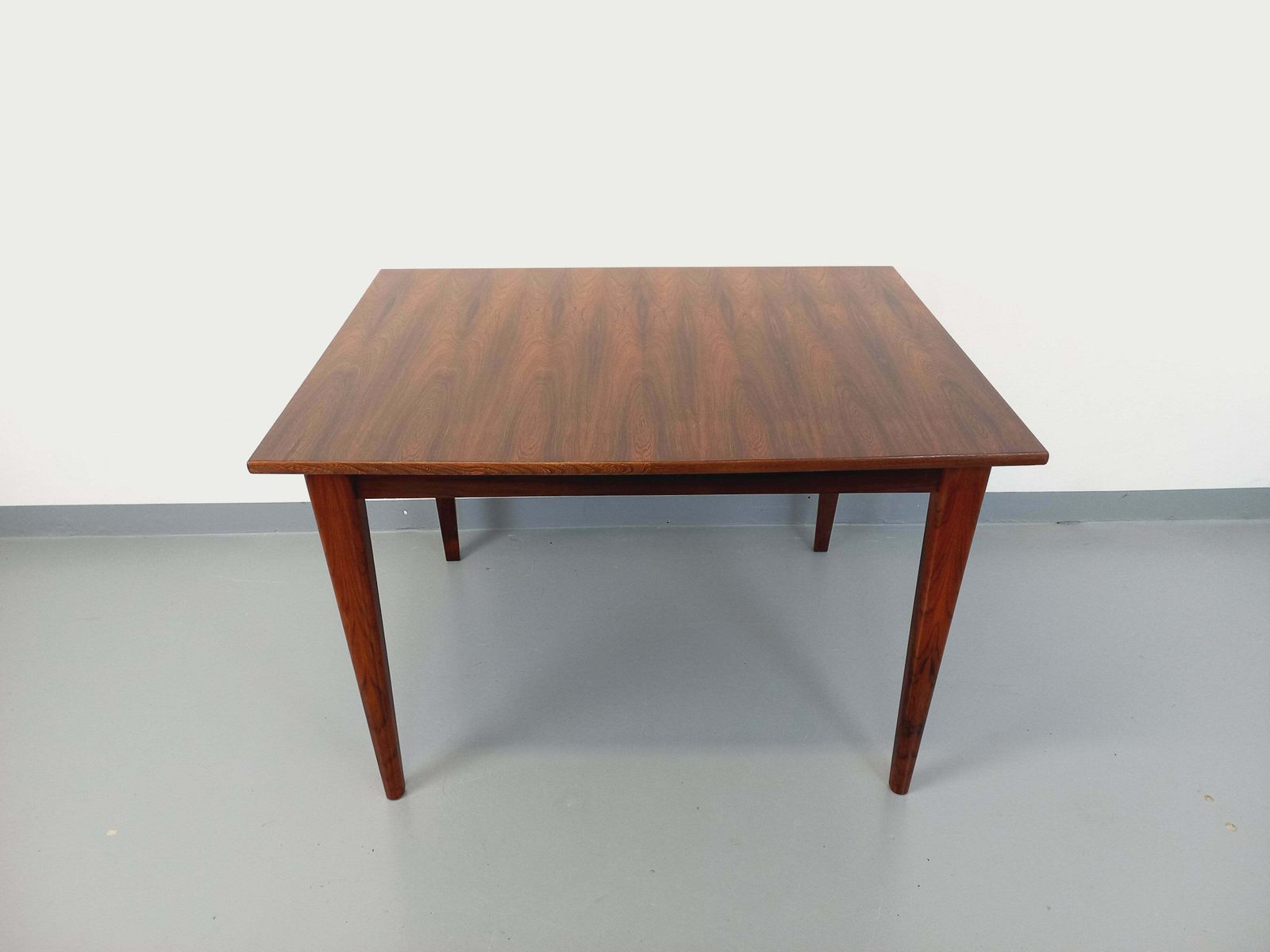 Table rectangulaire en palissandre, années 1960 photo 1178.0
