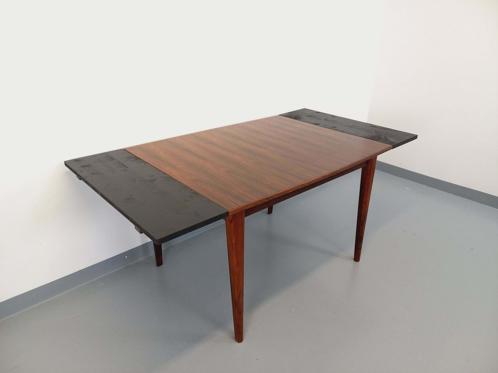 photo for sale Rechthoekige rozenhoutentafel, jaren 1960