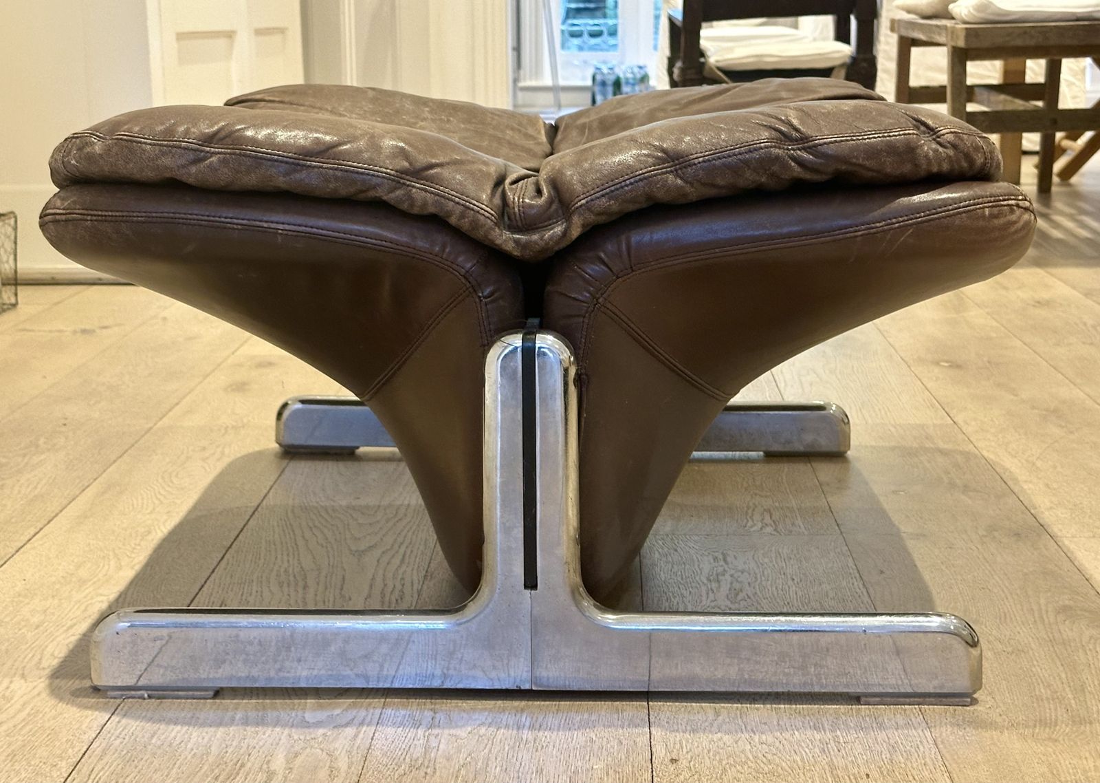 1900.0 Vintage Armchair In Brown Leather, Vitelli And Ammannati For Brunati 70/80 photo