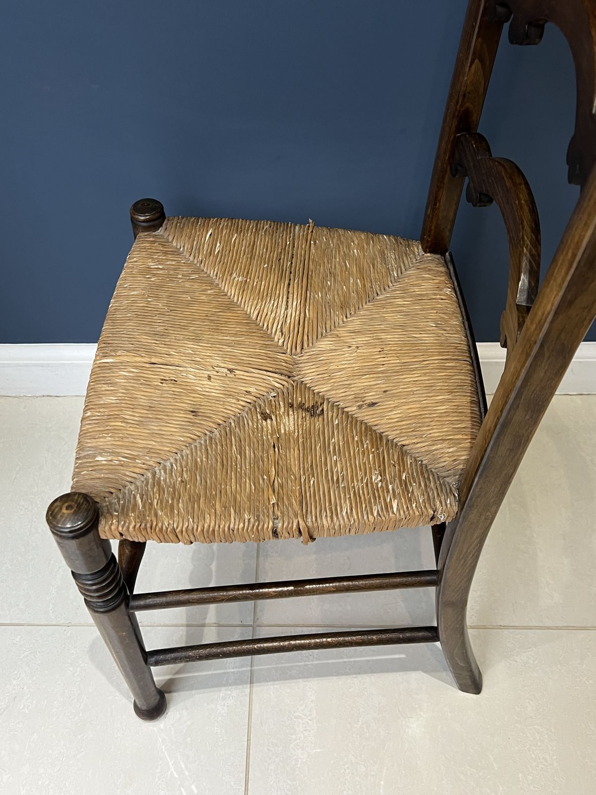 Antique Oak Country House Ladder Back Chair photo vinterior