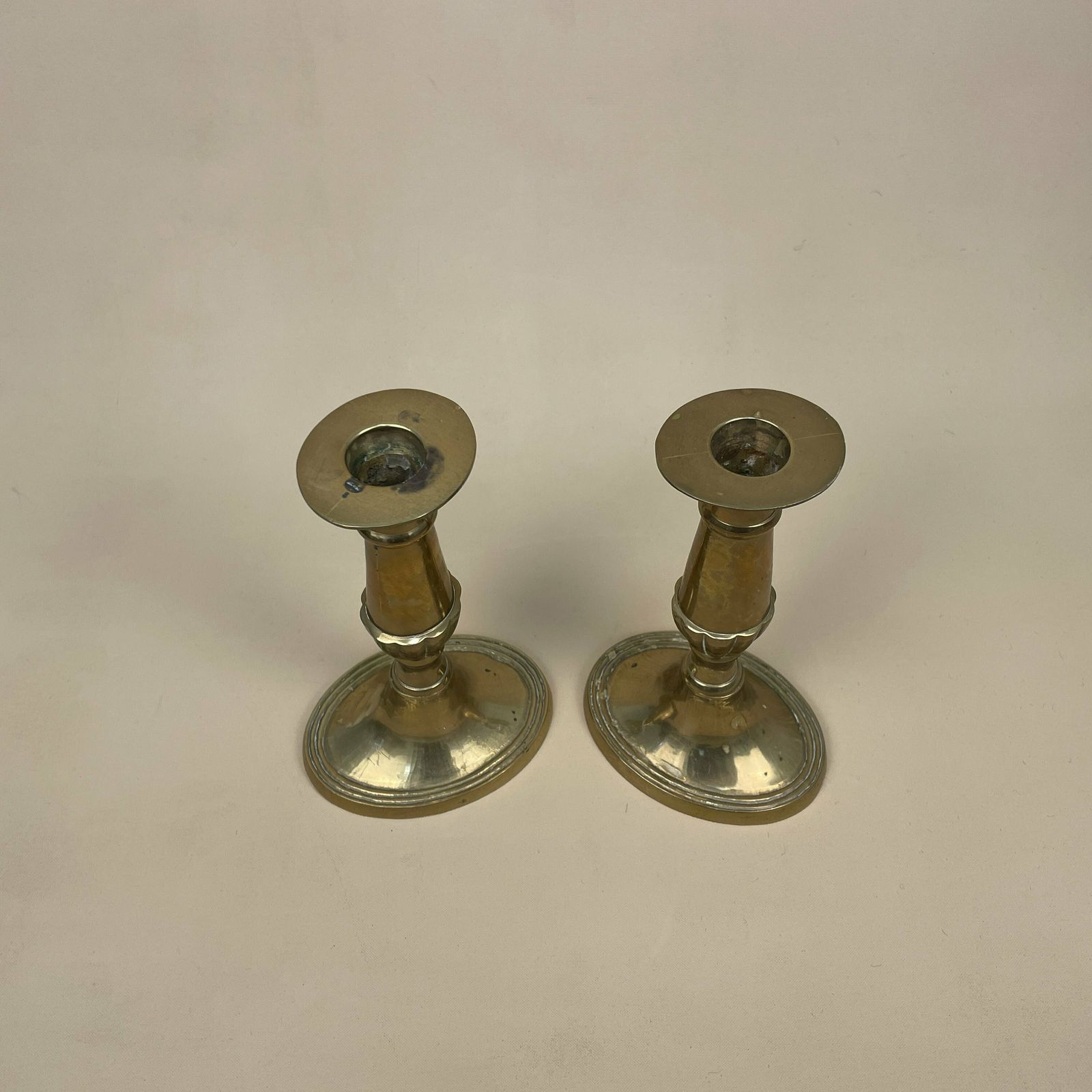 Antique Matching Pair Of Gold Solid Brass Metal Candlestick Candle Stick Heavy Vintage Column Taper Dinner Candlesticks Hexagon Base Set photo vinterior