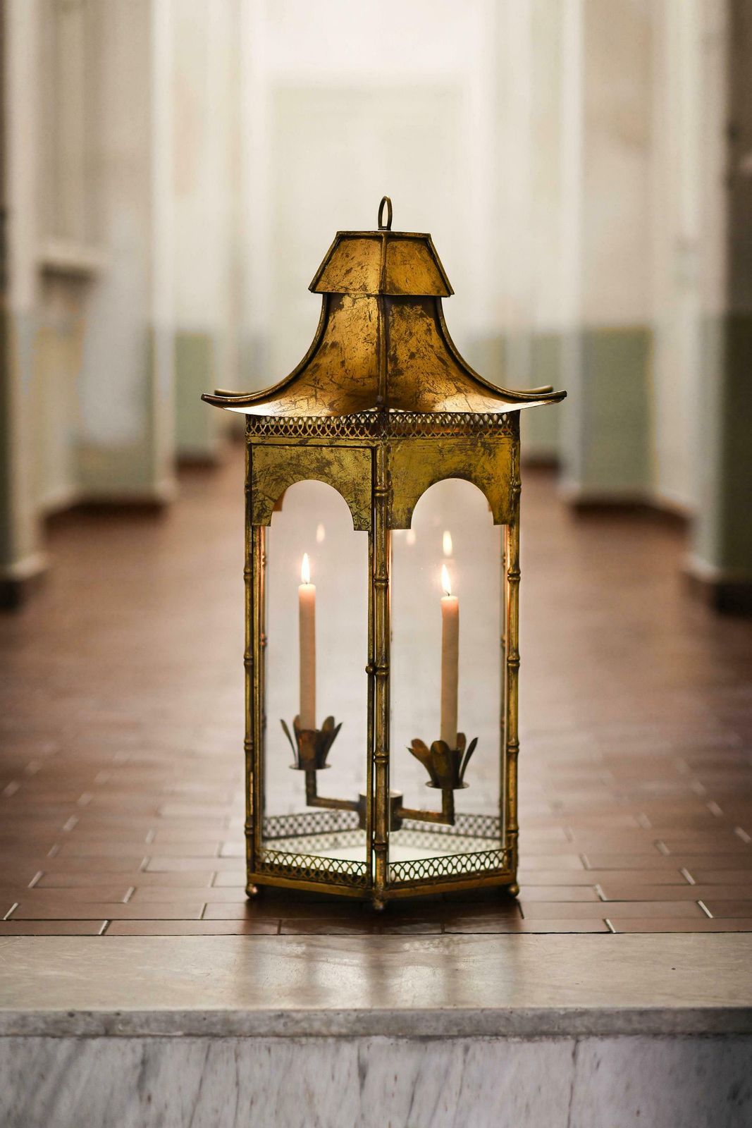 Large Pagoda Shaped French Lantern In Golden Metal From The 1970s photo 3014.0