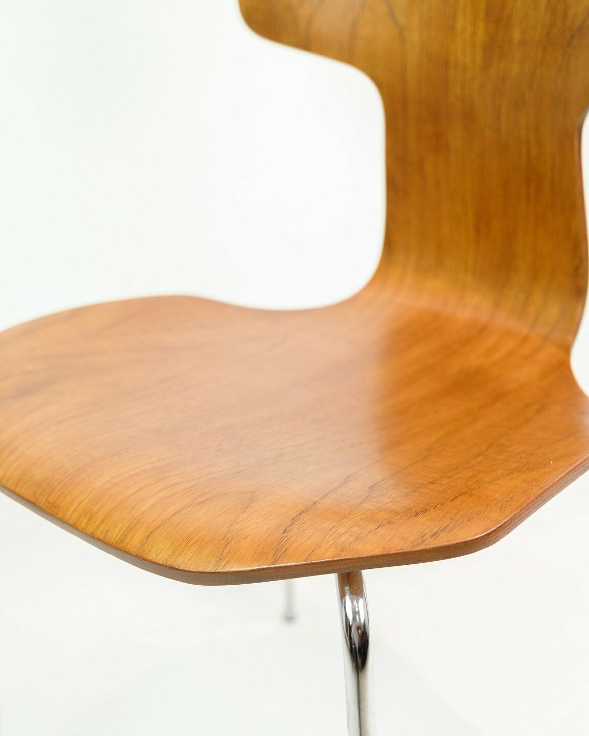Set Of Four Dining Chairs In Teak By Arne Jacobsen For Fritz Hansen From 1960s photo 2320.0