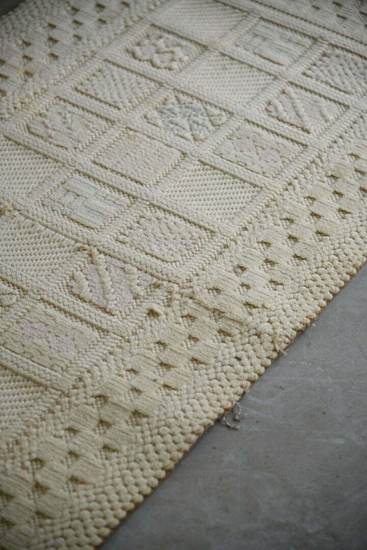 Vintage Felpa Cream Wool Rug photo furniture