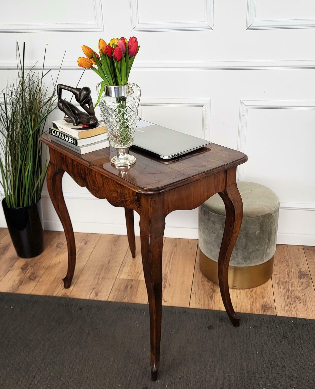 Antique Italian Walnut Desk Side Table With Cabriole Carved Legs photo vinterior