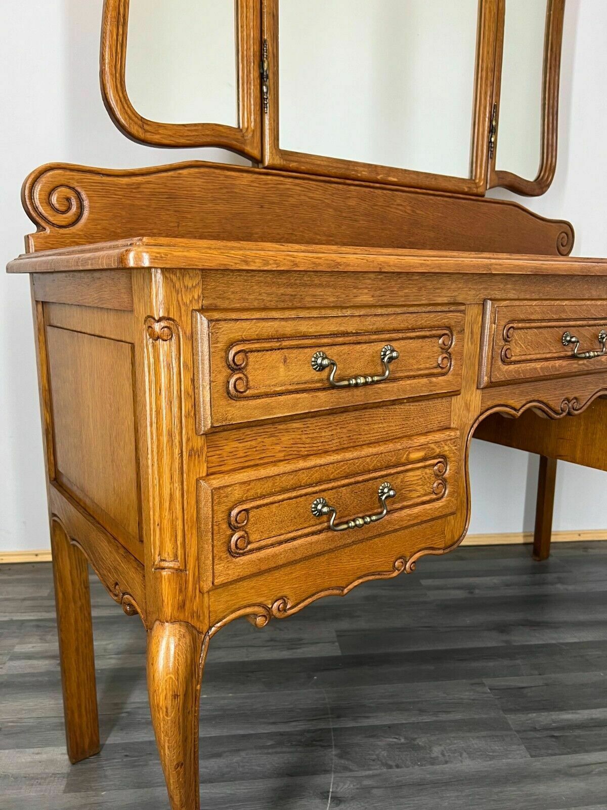 Amazing French Carved Dressing Table Louis XVI photo for sale