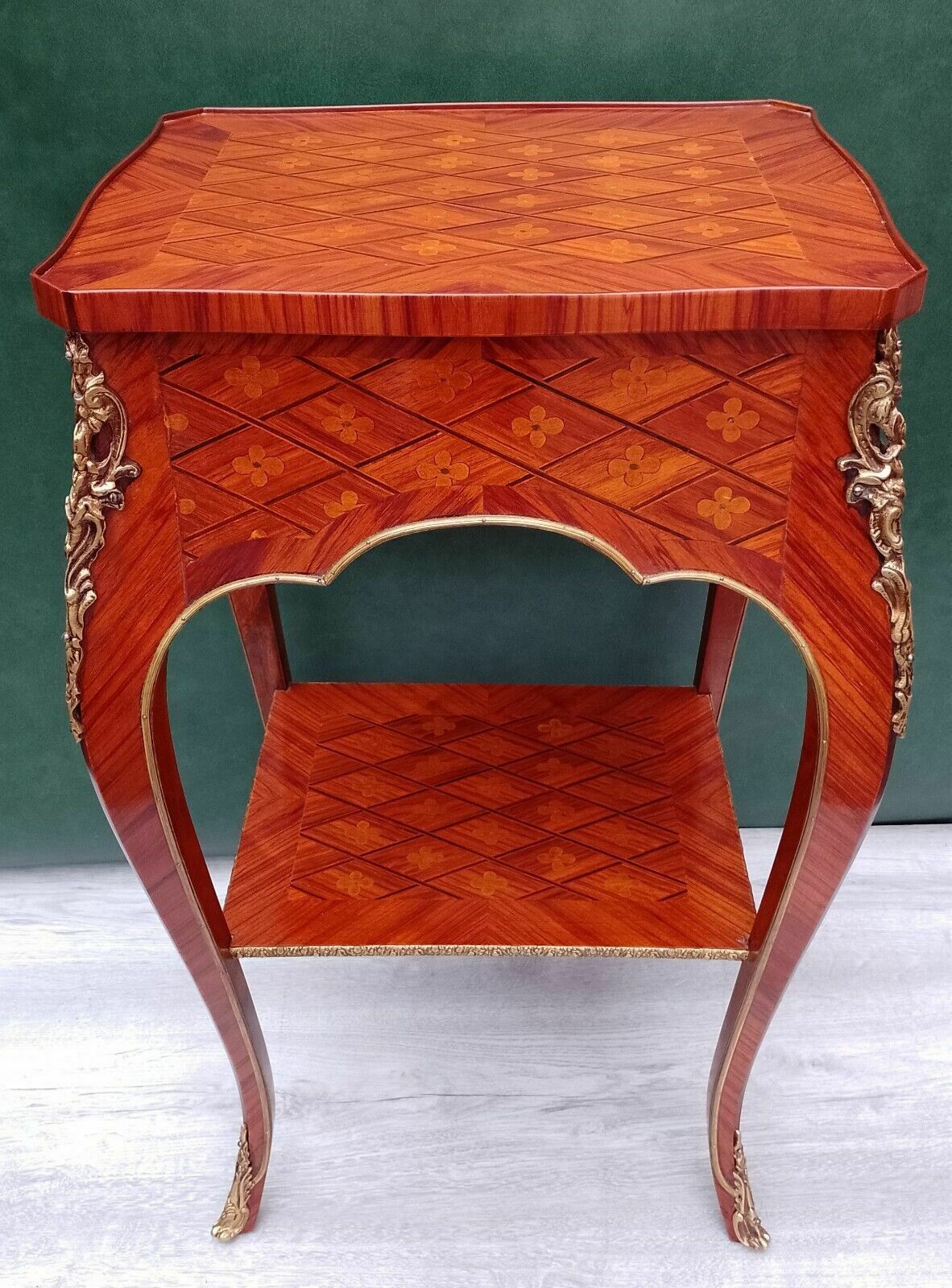 photo vinterior Antique Early 20th Century French Empire Ormolu And Kingwood Inlaid Lamp Table