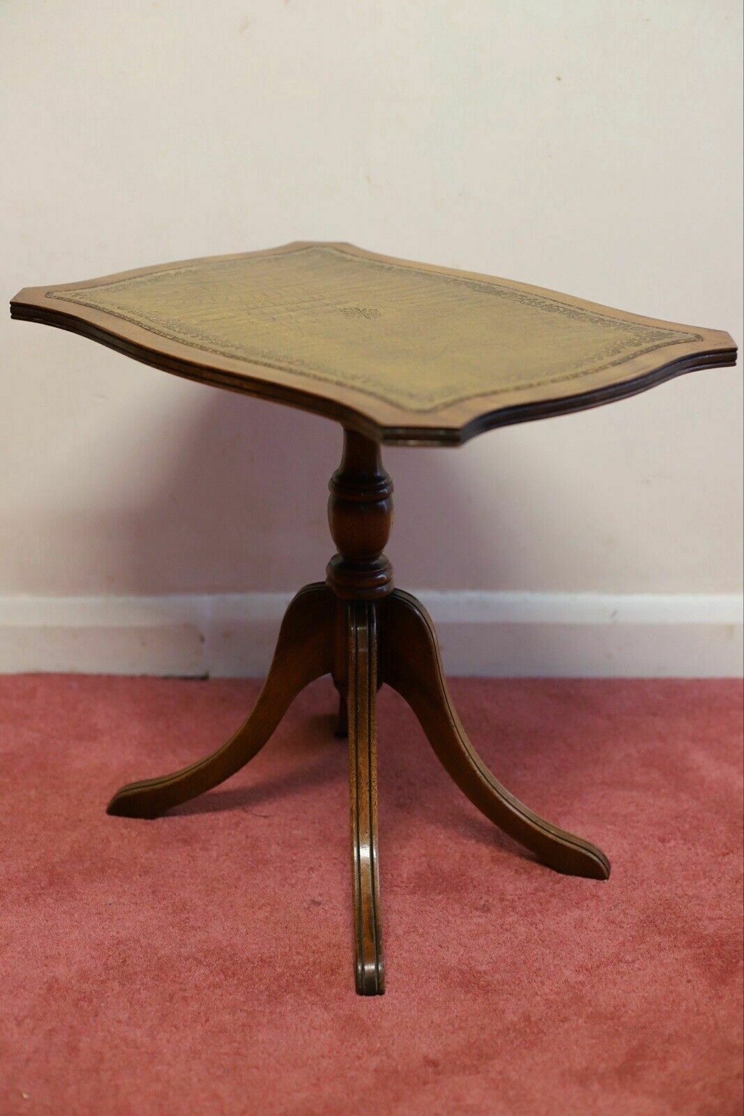 Bevan Funnell Reprodux Lovely Mahogany Tilt Top Occasional Table photo buy