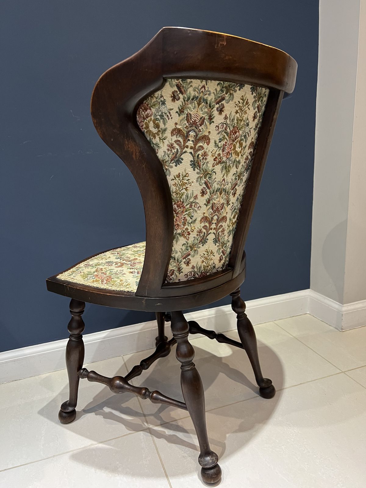 19th Century Arts And Crafts Curved Wingback Chair photo 260.0