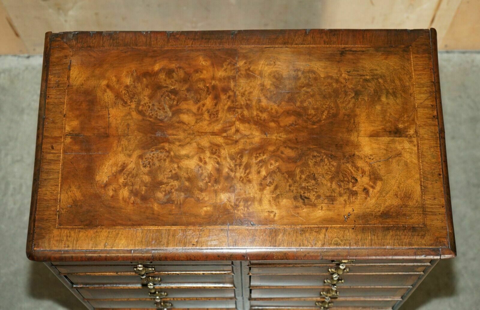 photo furniture Exquisite Antique Circa 1760 Burr Walnut George III Bank / Chest Of Drawers