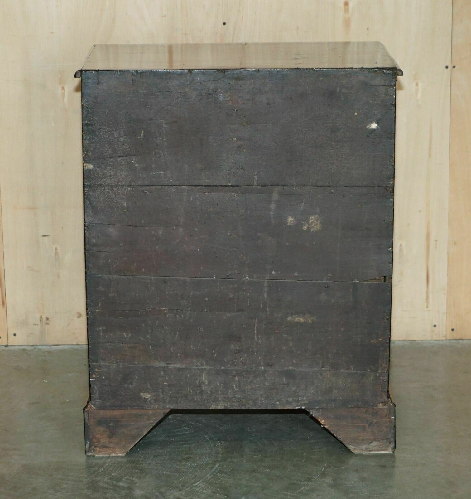 photo vintage Exquisite Antique Circa 1760 Burr Walnut George III Bank / Chest Of Drawers