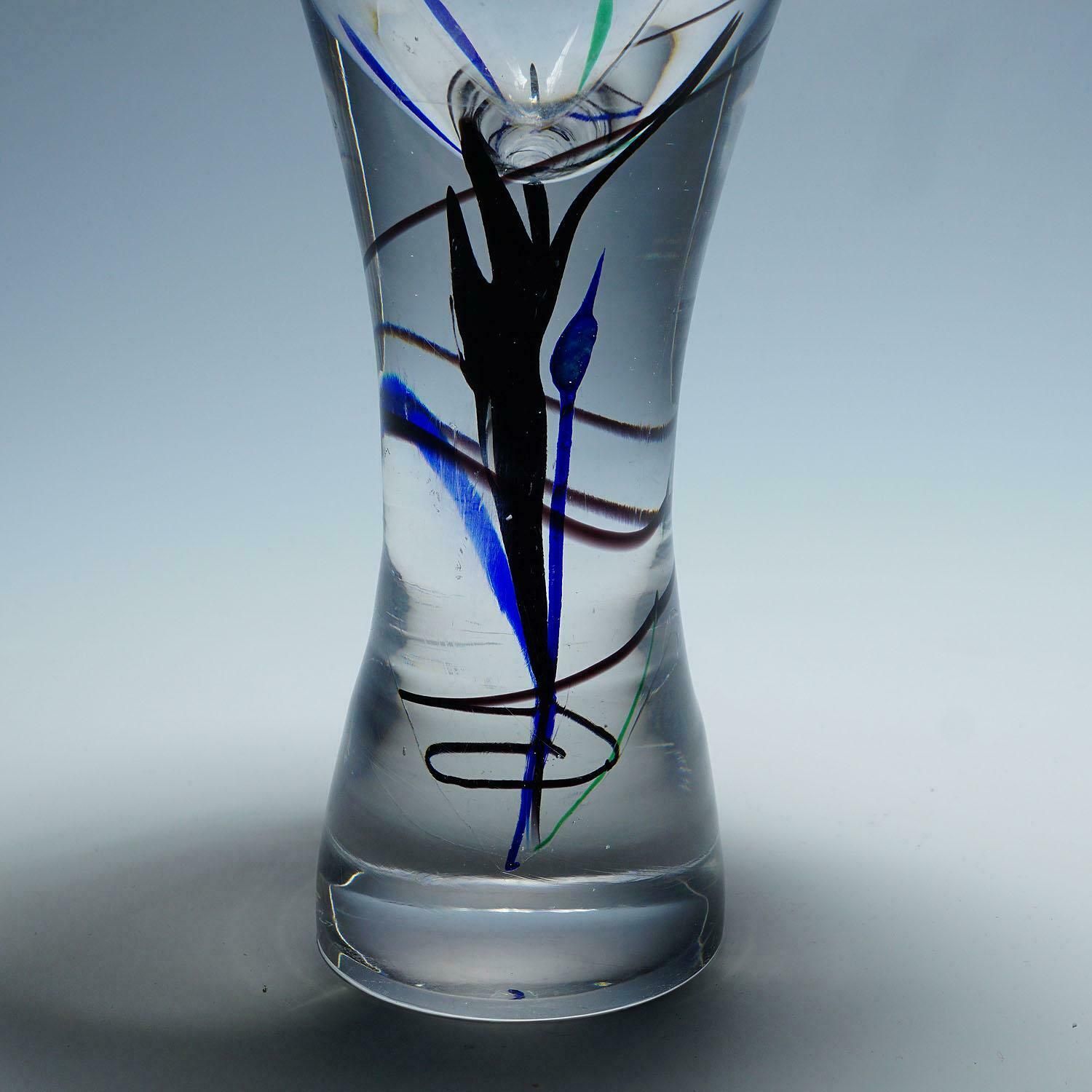 Vase Of The Abstracta Series, Vicke Lindstrand For Kosta, Sweden 1950s photo 561.0