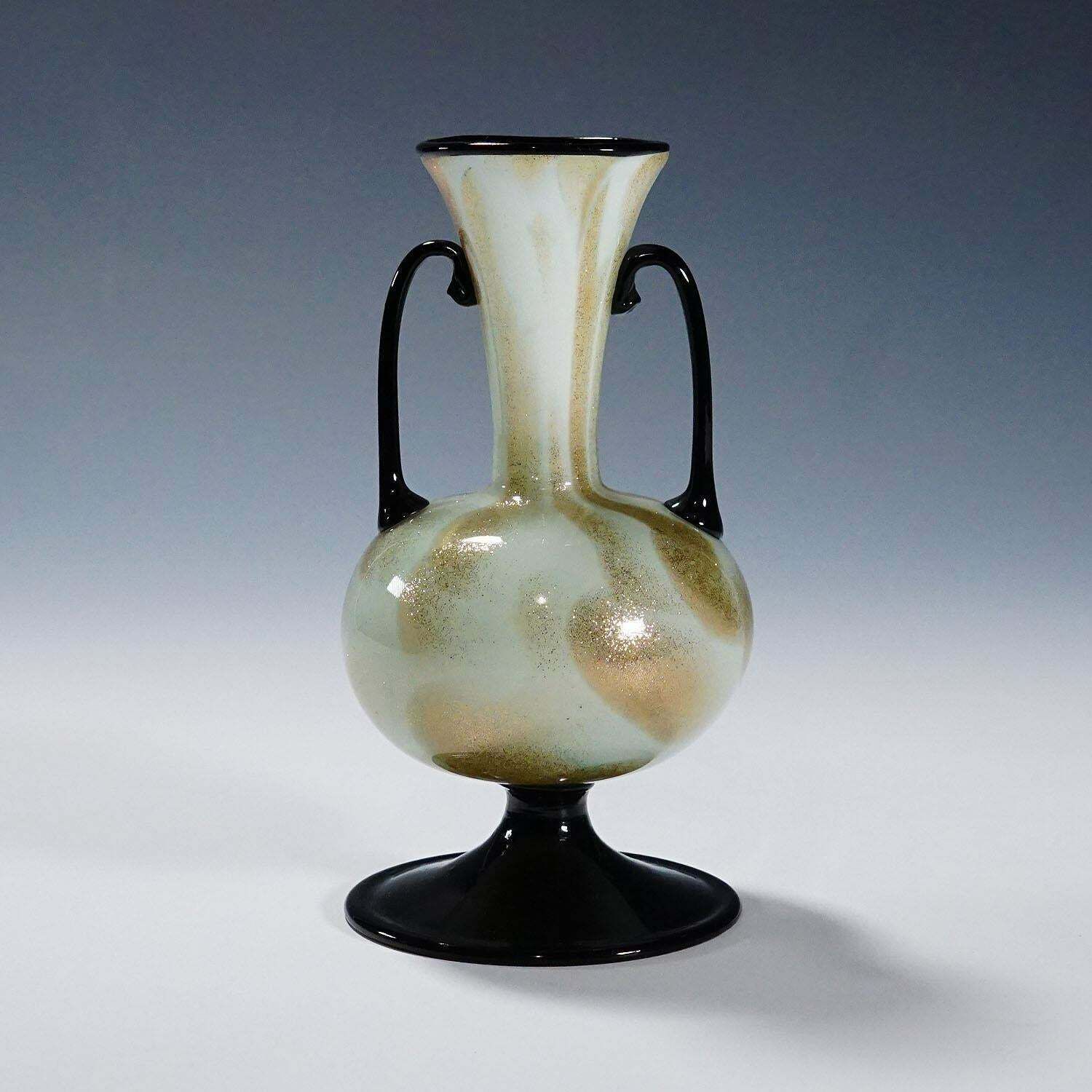 A Soffiato Glass Vase With Aventurine By Fratelli Toso (Attr.), Murano Ca. 1930s photo Home Decor