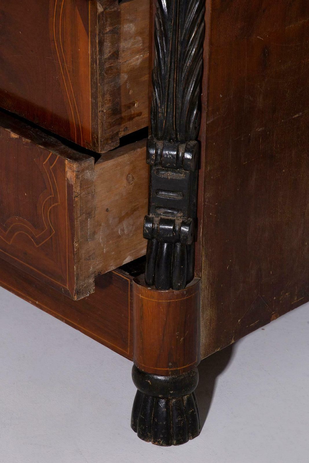 photo furniture Italian Wooden Desk Chest Of Drawers