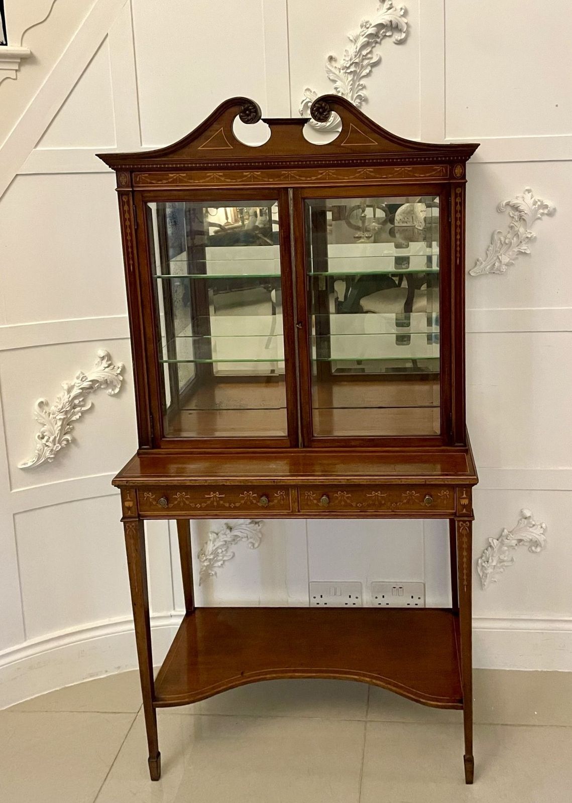 Outstanding Quality Antique 19th Century Mahogany Inlaid Display Cabinet photo Furniture