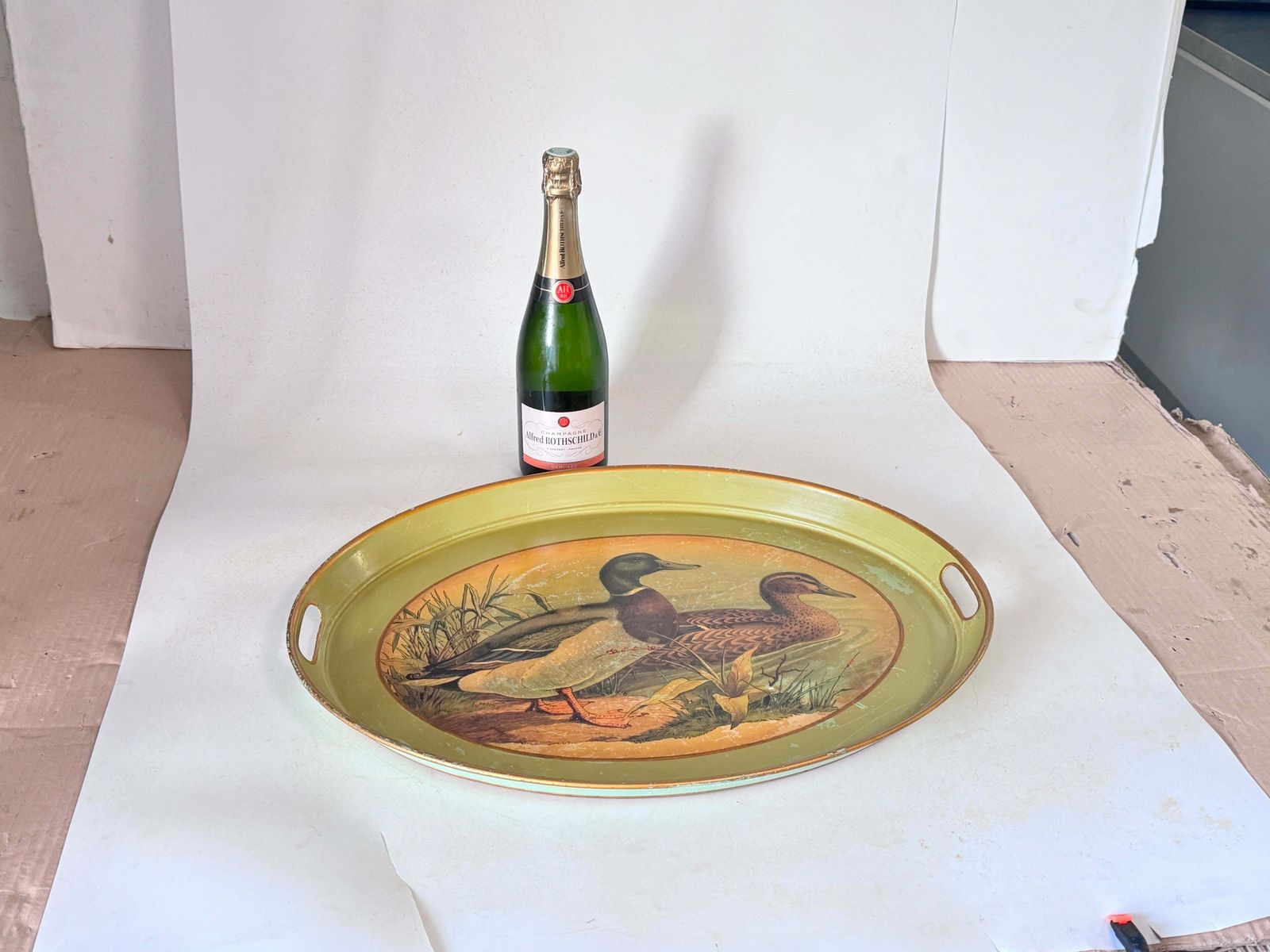 Platter Or Tray Metal Painted England 1970s Green And Yellow Color With Ducks photo buy