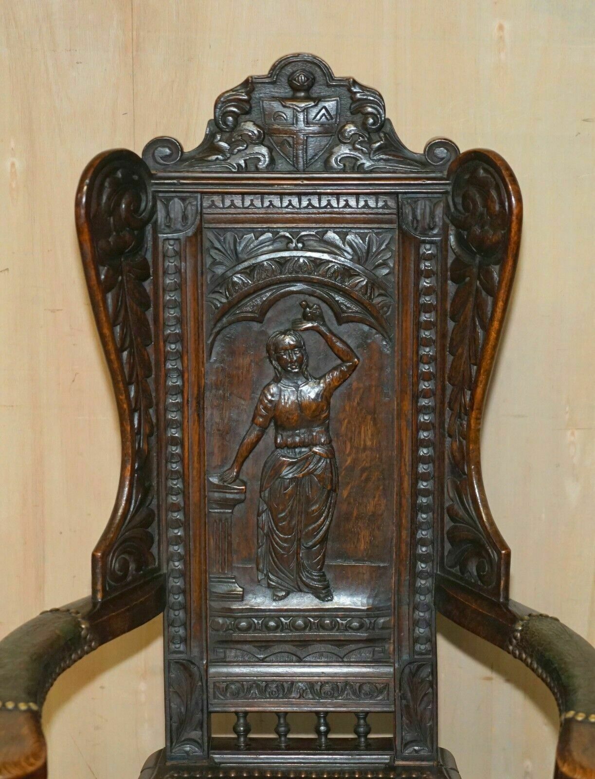photo vinterior Four Antique 1640 Caquetoire Carved Walnut Polychrome Painted Armchairs