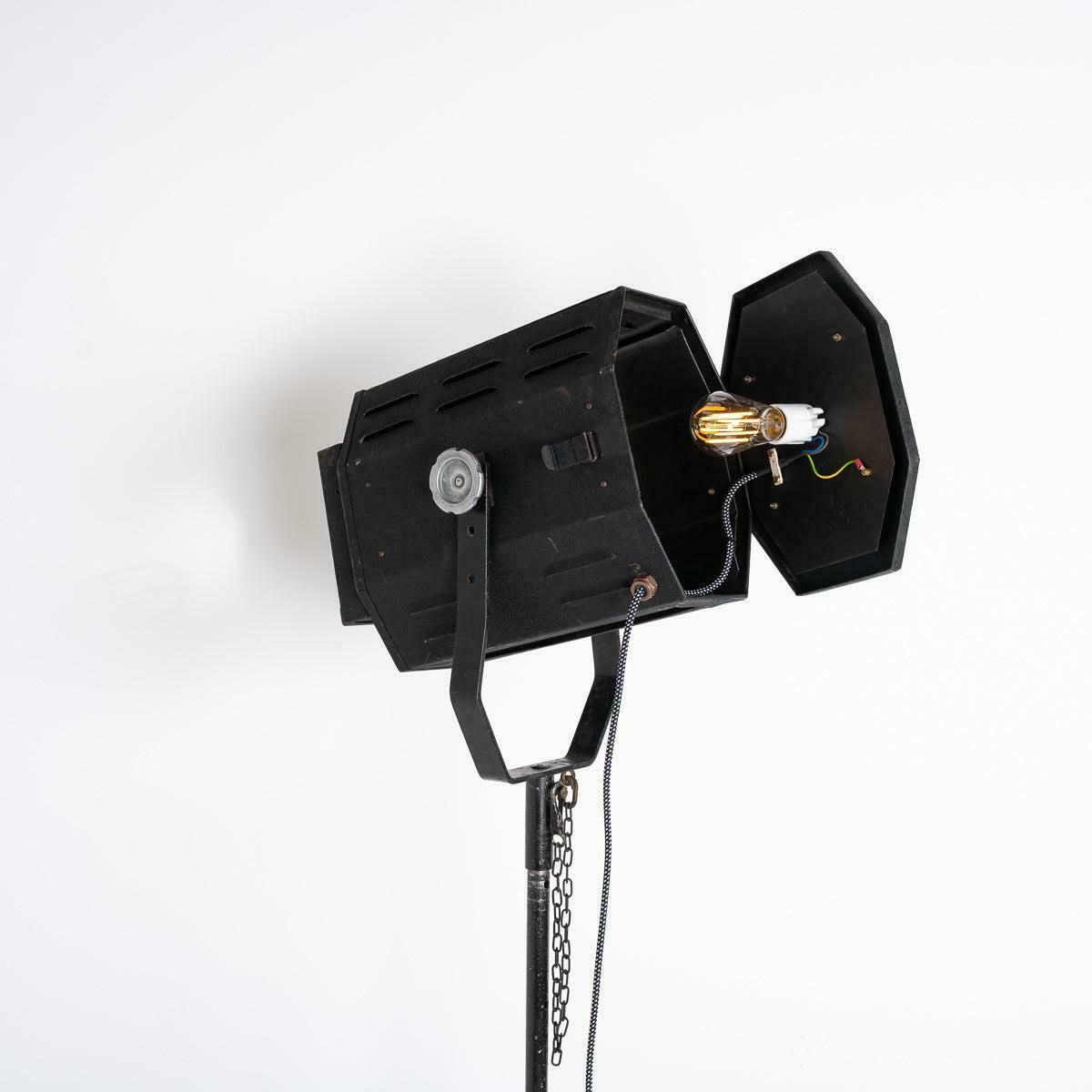 photo vinterior Extra Large Vintage Theatre Stage Floor Lamp By Strand Electric