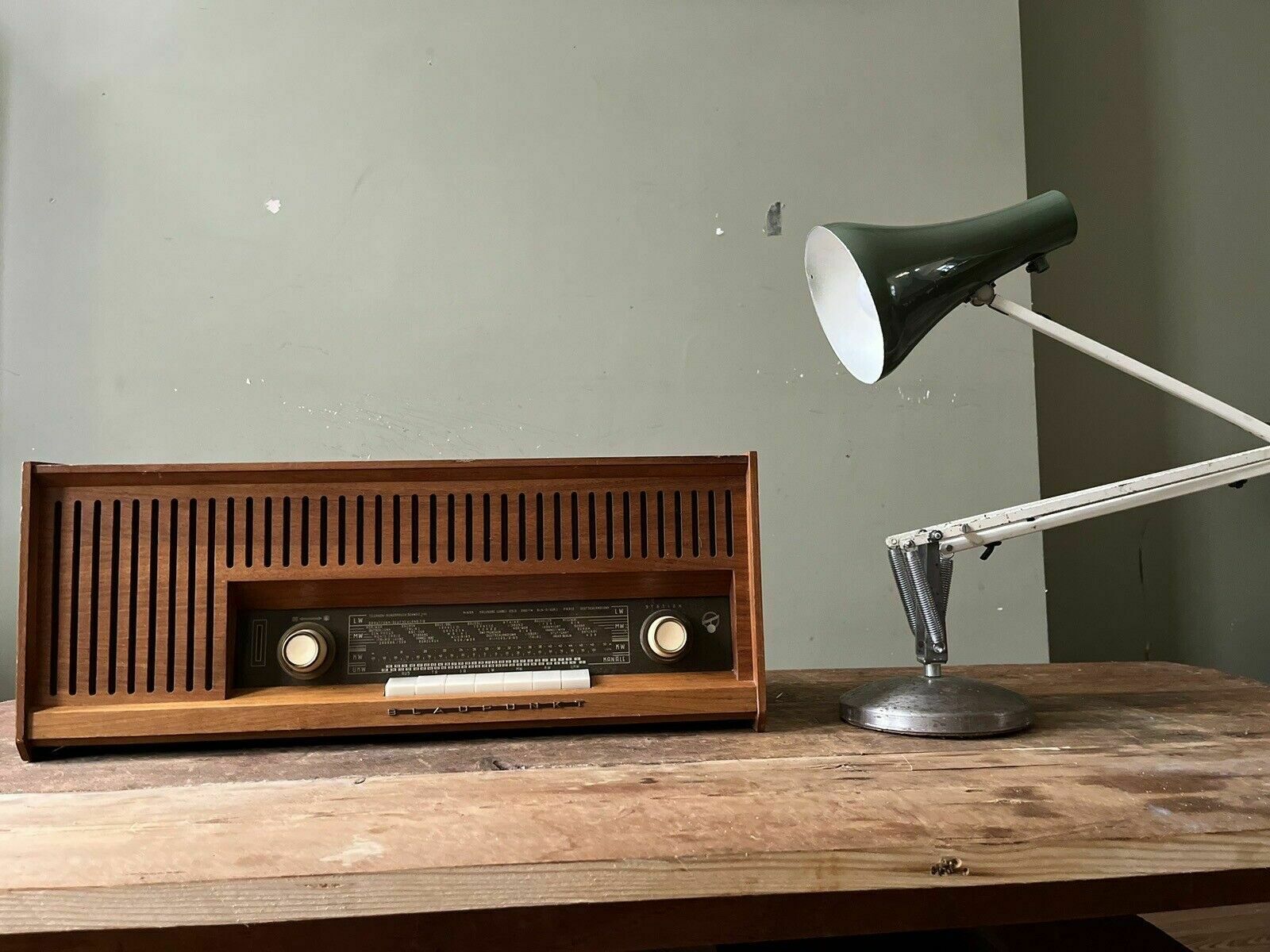 Vintage Blaupunkt Paris Valve Tube Stereo Radio photo furniture