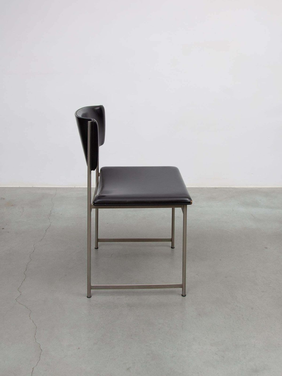Cees Braakman For Pastoe Set Of Six Sm08 Dining Chairs In Black Leather. photo Furniture