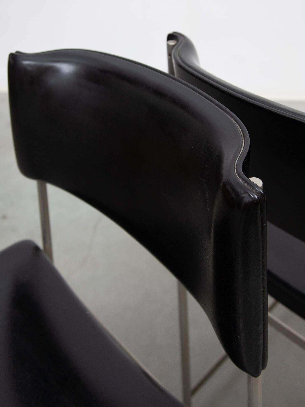 Cees Braakman For Pastoe Set Of Six Sm08 Dining Chairs In Black Leather. photo buy