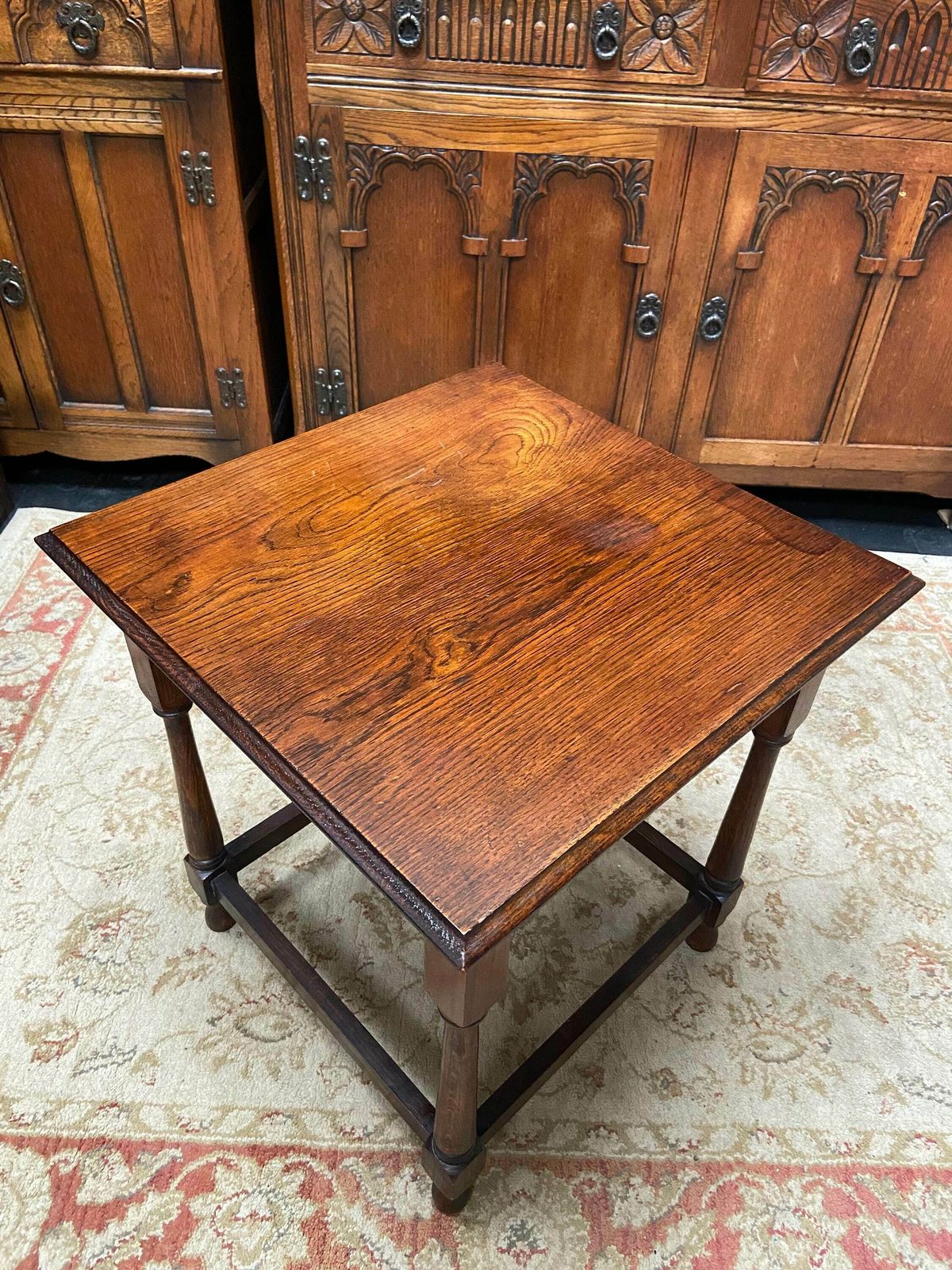 Vintage Wooden Occasional Table / Dark Oak / Made In England / Circa 1920 photo vinterior