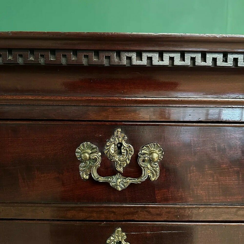 Superb Quality Large Georgian Mahogany Antique Chest photo buy